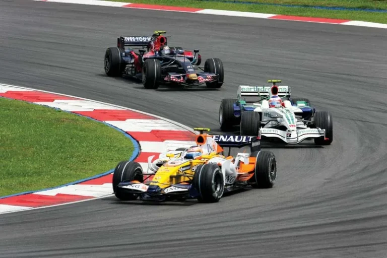 Formula-One-race-Kuala-Lumpur-Malaysia-2008
